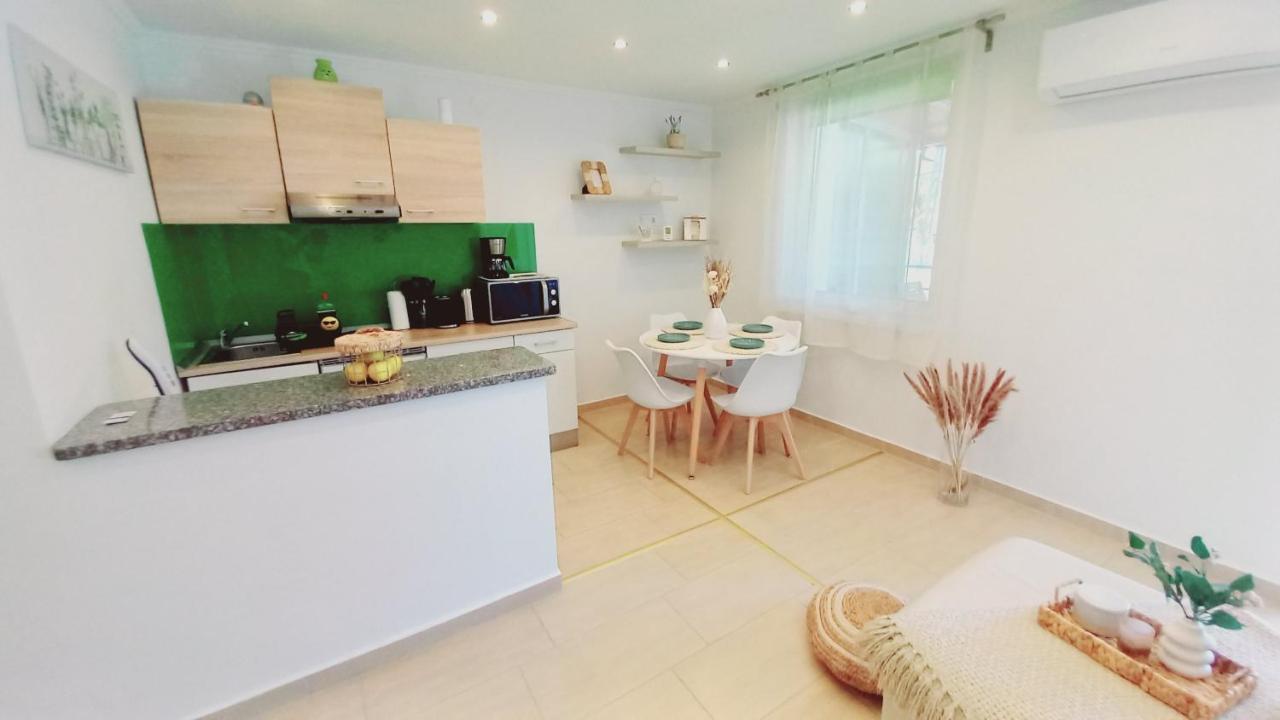 White Stone Apartman Hajdúszoboszló Extérieur photo