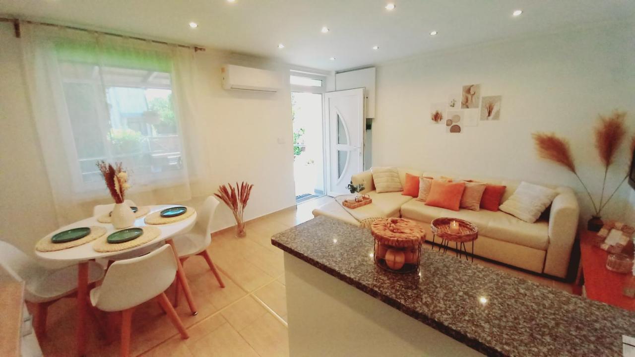 White Stone Apartman Hajdúszoboszló Extérieur photo