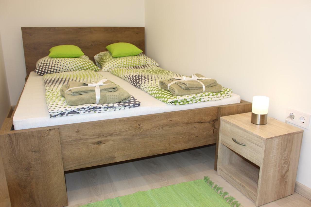 White Stone Apartman Hajdúszoboszló Extérieur photo